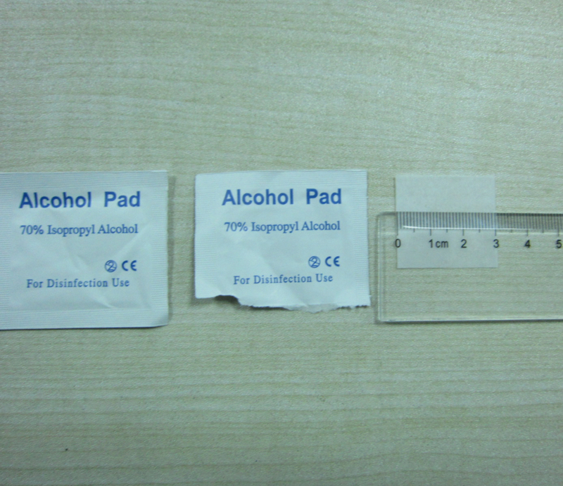 Tampons de préparation d'alcool 30 mm x 65 mm